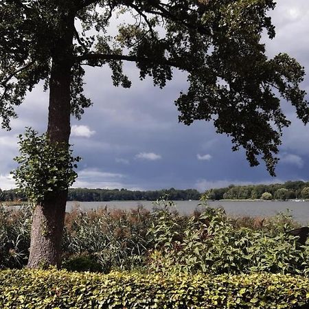 Bungalow Idylle Am See Neuruppin Exterior foto